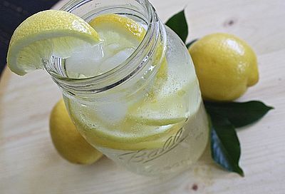 Zitronen – Abnehmen und Fett reduzieren mit Zitronenwasser